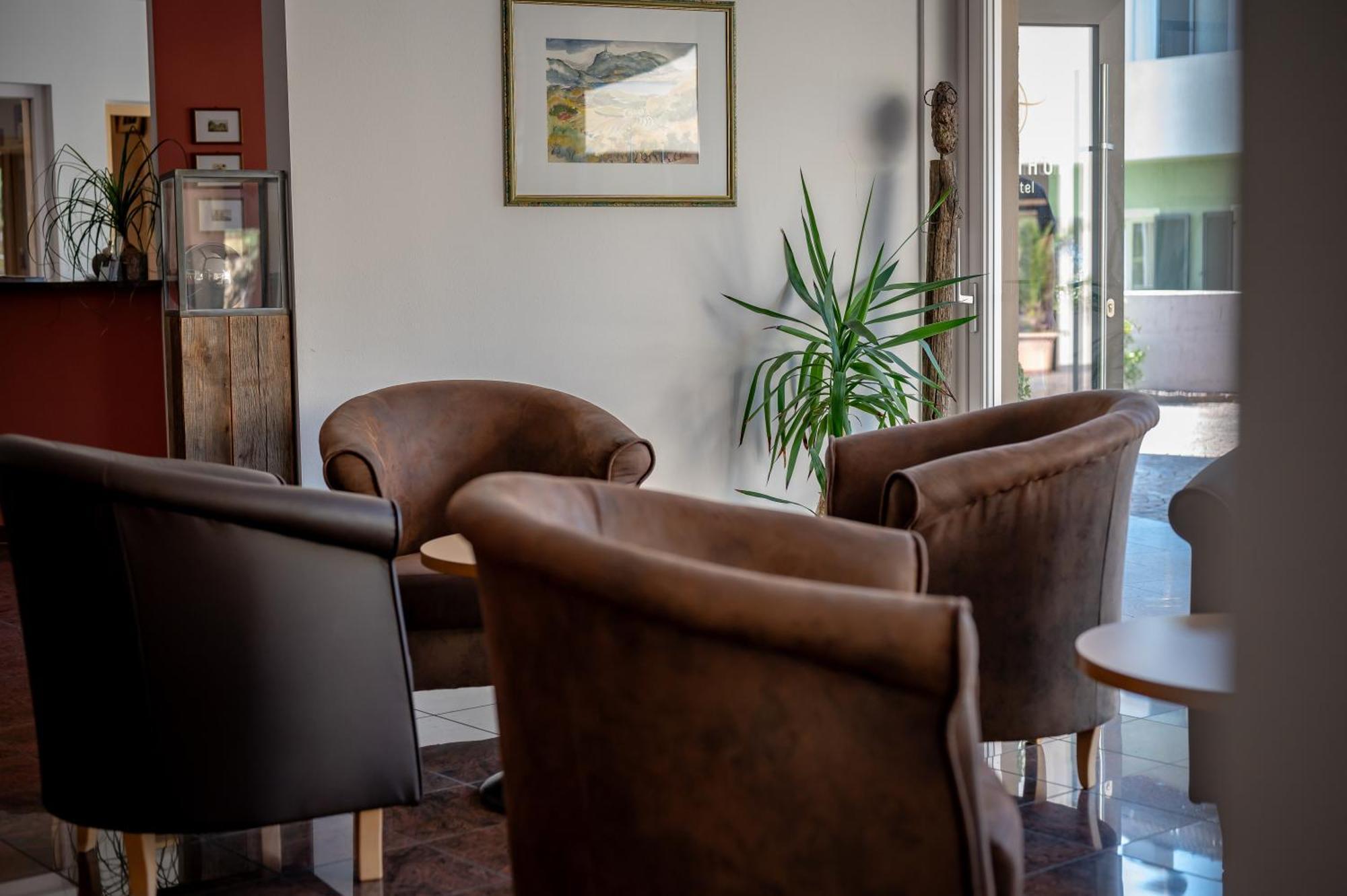 Garni Hotel Peterlinhof 칼다로 외부 사진