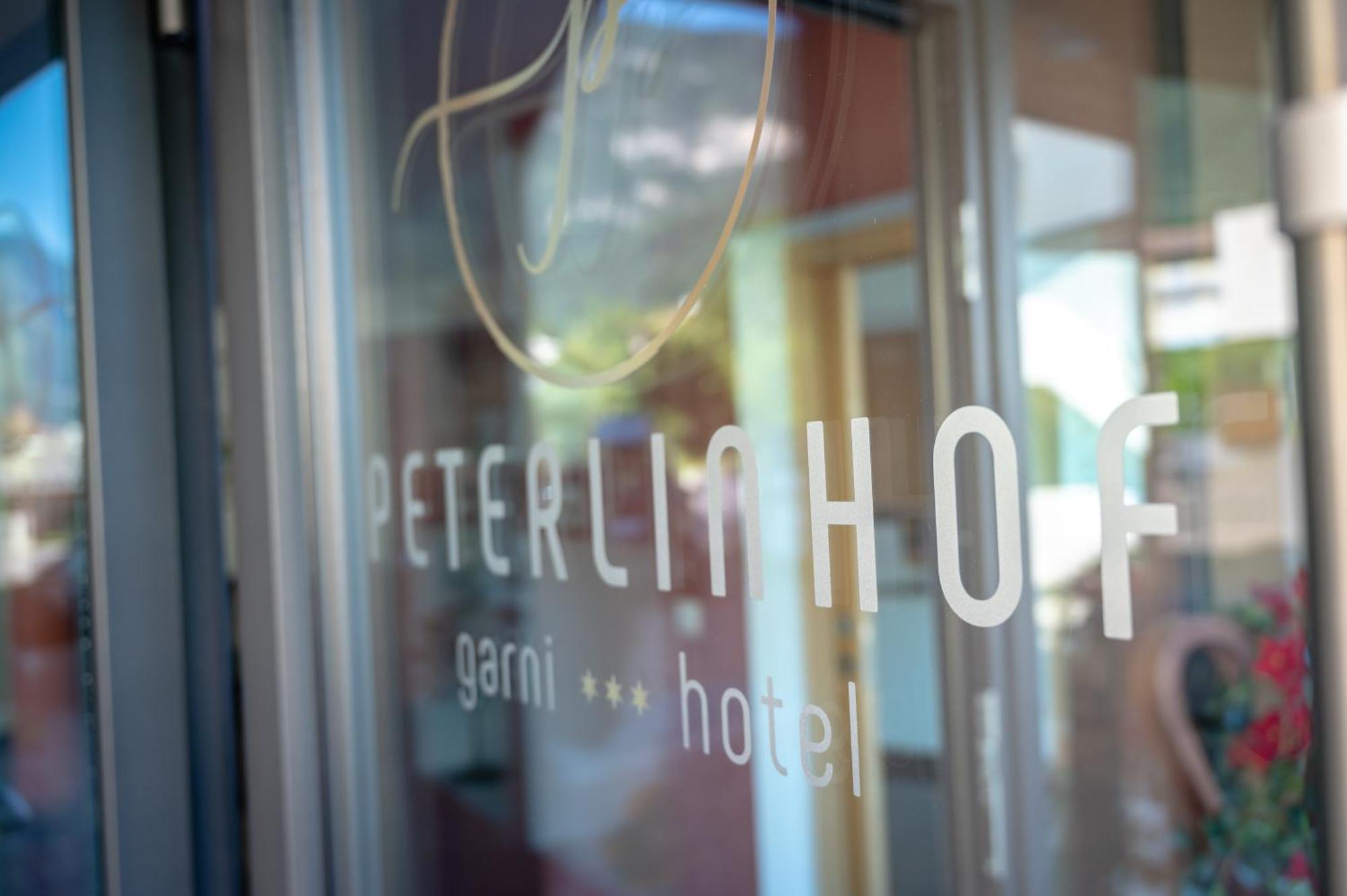 Garni Hotel Peterlinhof 칼다로 외부 사진