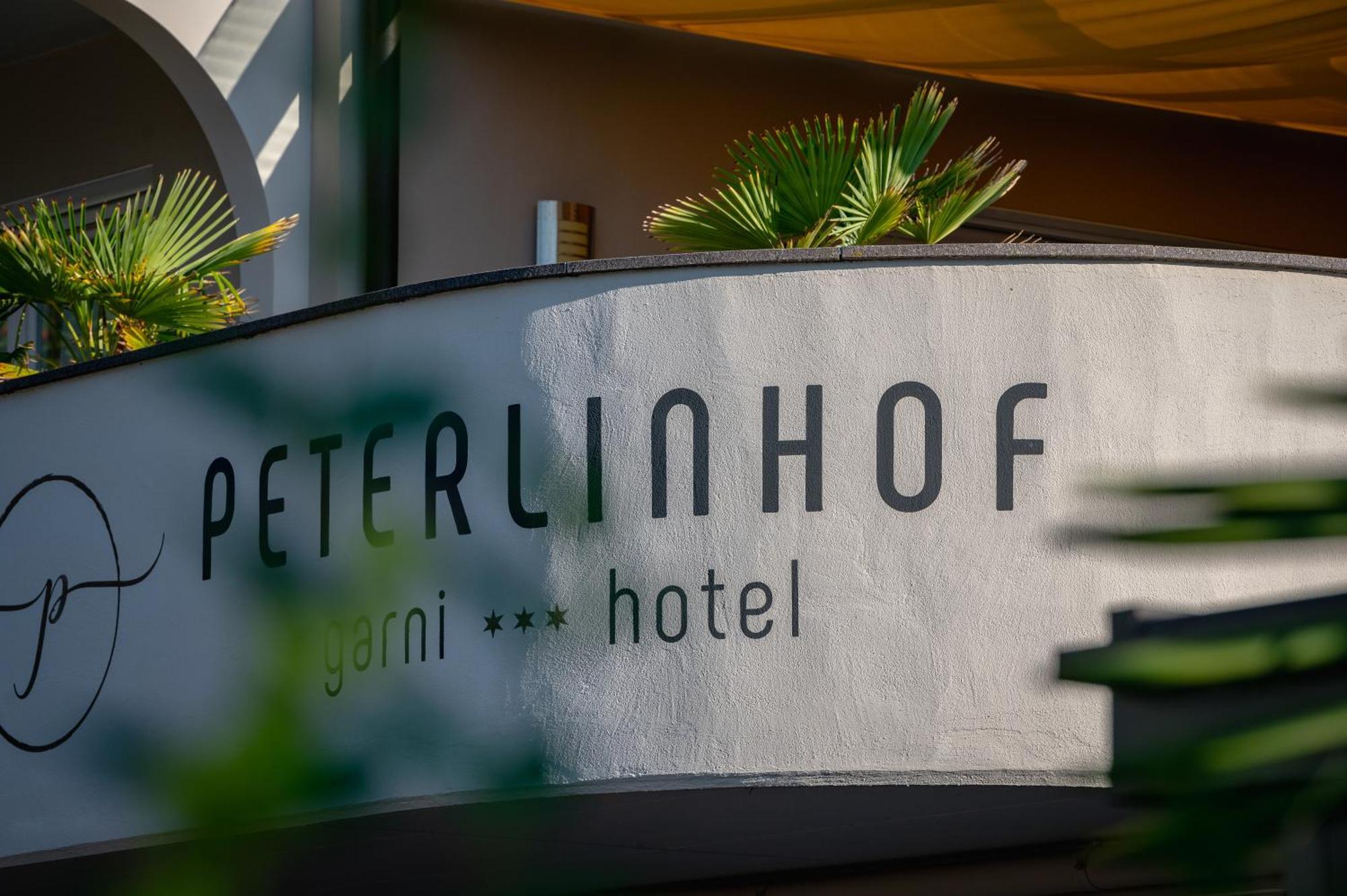 Garni Hotel Peterlinhof 칼다로 외부 사진