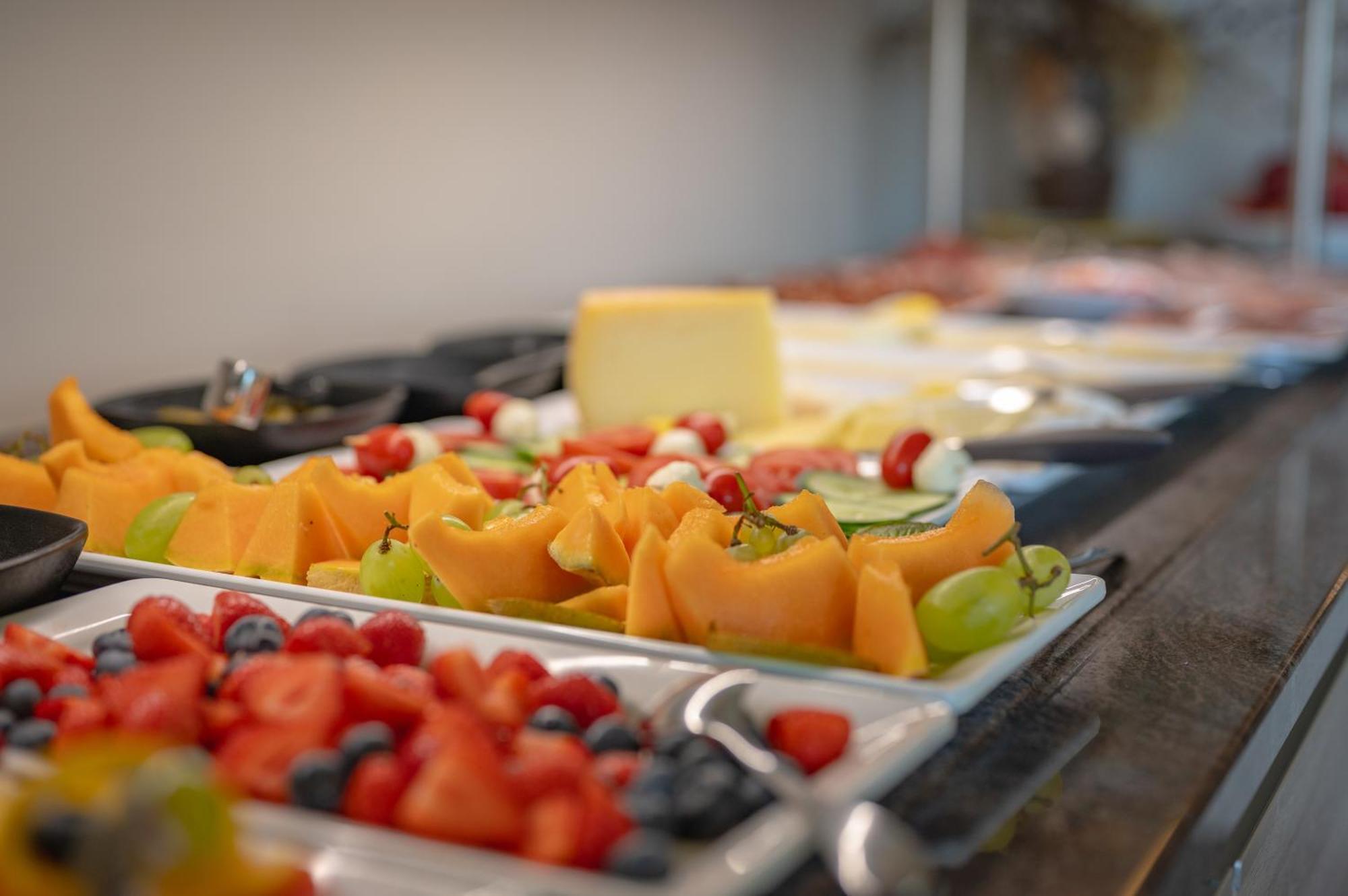 Garni Hotel Peterlinhof 칼다로 외부 사진